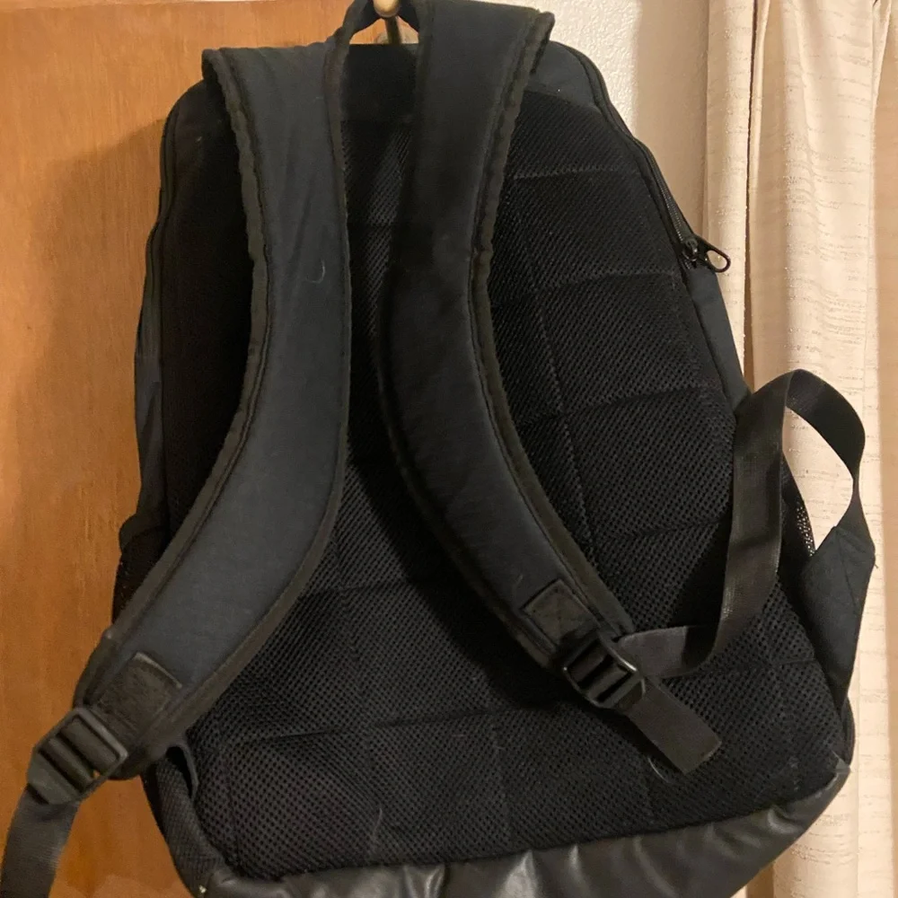 Nike Black Backpack with Signature Swoosh - Picture 2 of 9